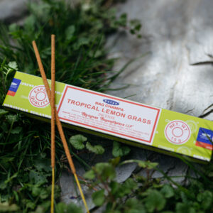 Kadzidełka Satya 15 g  TROPICAL LEMON GRASS